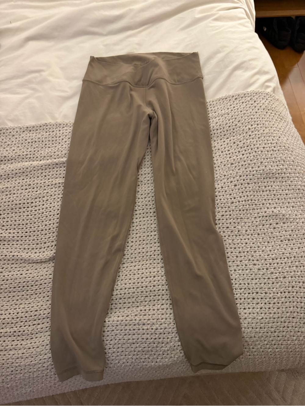 Aritzia High-Waist Women’s Leggings in Taupe